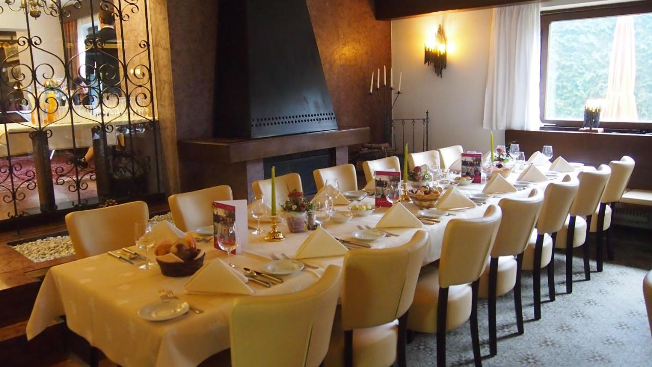 Hotel Sonnhof Mutters Eksteriør bilde