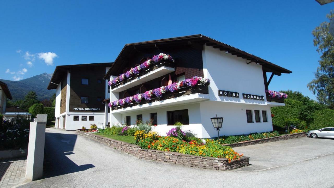 Hotel Sonnhof Mutters Eksteriør bilde